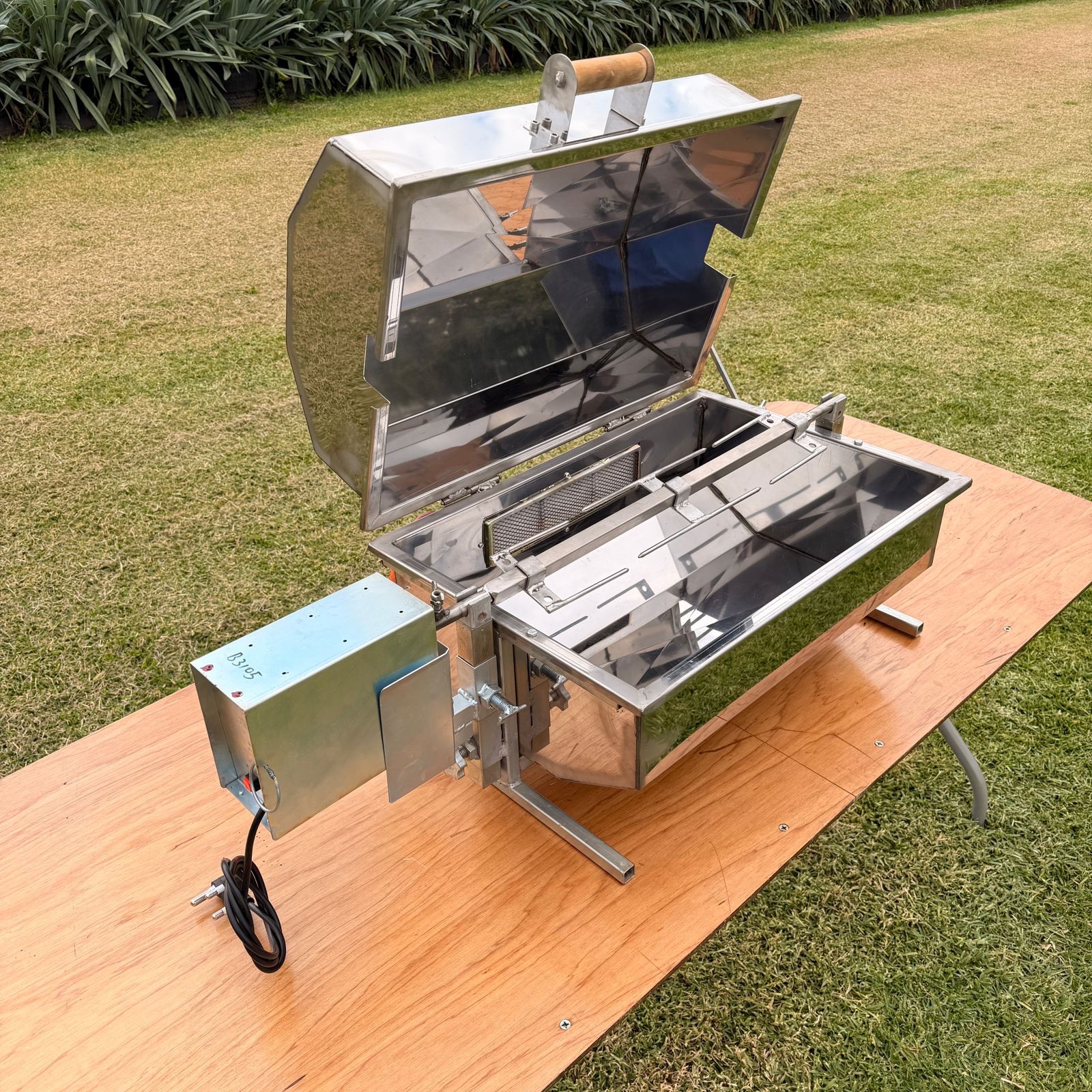Home Owner Gas Spit Braai
