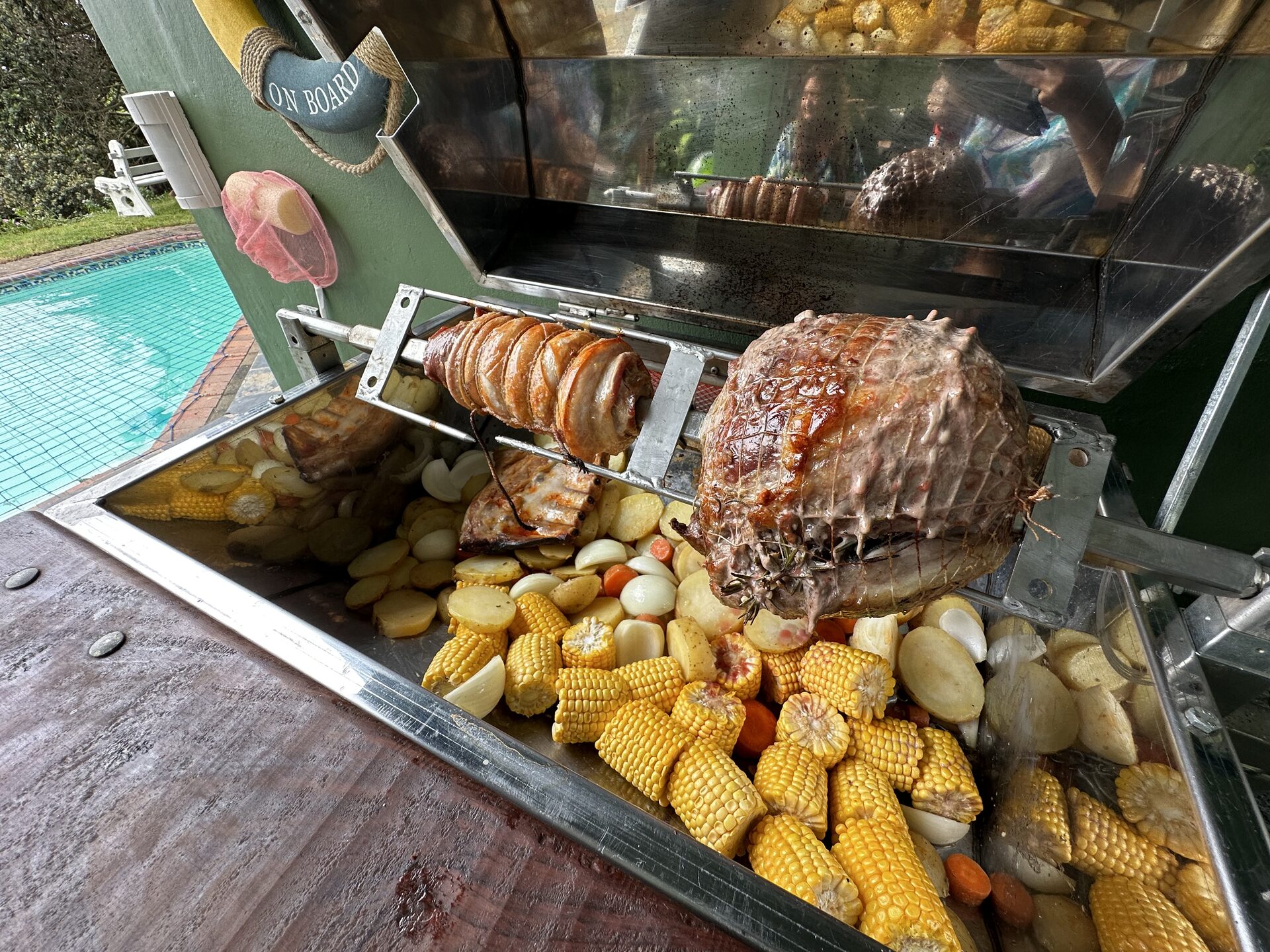 You are currently viewing Slow-Roasted Leg of Lamb on the Lambri Spit Braai